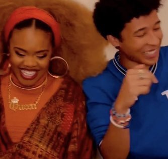 jetneyscamera's tweet image. 📸 fall semester at east high