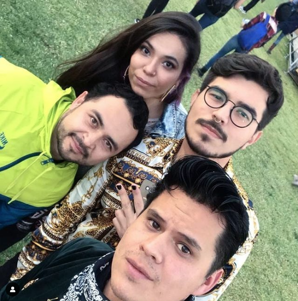 <a href="/CoronaRifadaMx/">Corona Rifada Mx</a> Quiero que <a href="/CoronaRifadaMx/">Corona Rifada Mx</a> lleve a mi crew "Sexy Vaguitas de Escobedo" <a href="/miguelbasurto/">Pokemono 🔥</a> <a href="/aglaemiramontes/">AglaeMiramontes 🔥👅🔥</a> <a href="/matalarre/">matalarre</a> al Corona Capital 2022 porque vivimos en diferentes ciudades, nos queremos mucho y el cc es una oportunidad para volver a vernos y celebrarnos <3