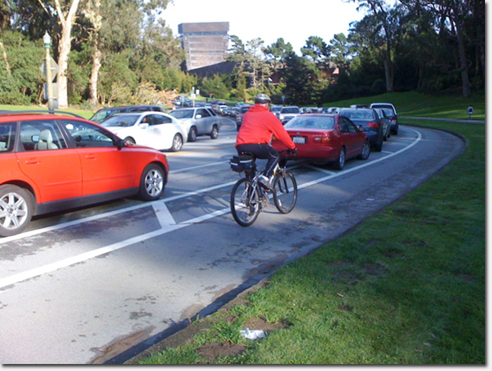 Elliot_slade's tweet photo. Just IMAGINE the type of fucking people who are fighting for the left picture vs the right picture... just imagine...

It's a 2 mile stretch with 2 major roads either side of the park but nah let's make SF take a step back loool

#sanfrancisco #goldengatepark #jfkdrive https://t.co/5X7FTY4yli