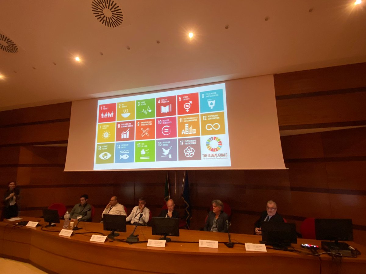 Let's open the discussion on our roundtable on: sustainable chemistry, can academia and industry joint forces to build a Better future?