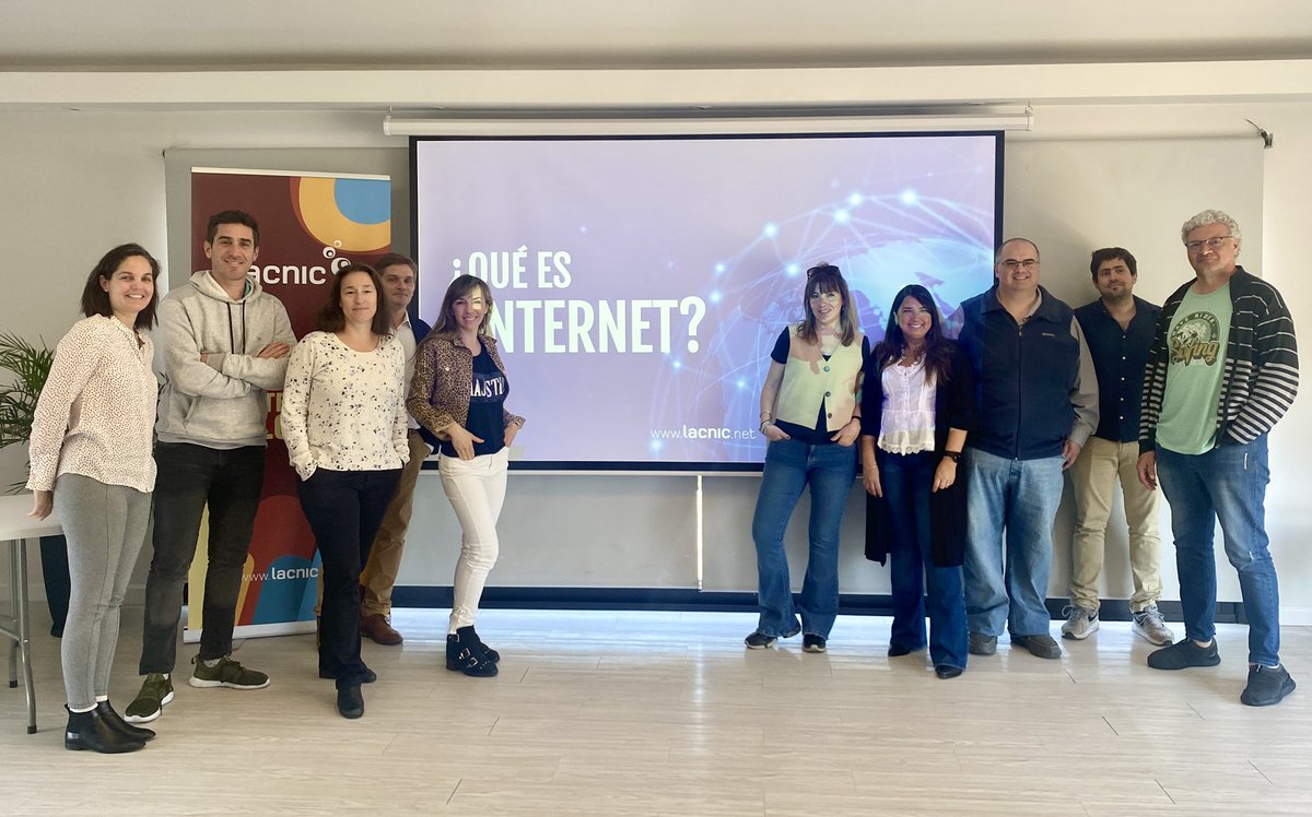 Hoy llevamos a cabo una rueda de prensa y training para periodistas. Conversamos sobre el desarrollo de Internet y el bloqueo de sitios, entre otros temas. Un gusto recibirlos en la <a href="/CasaInternetLAC/">CasaInternet</a>