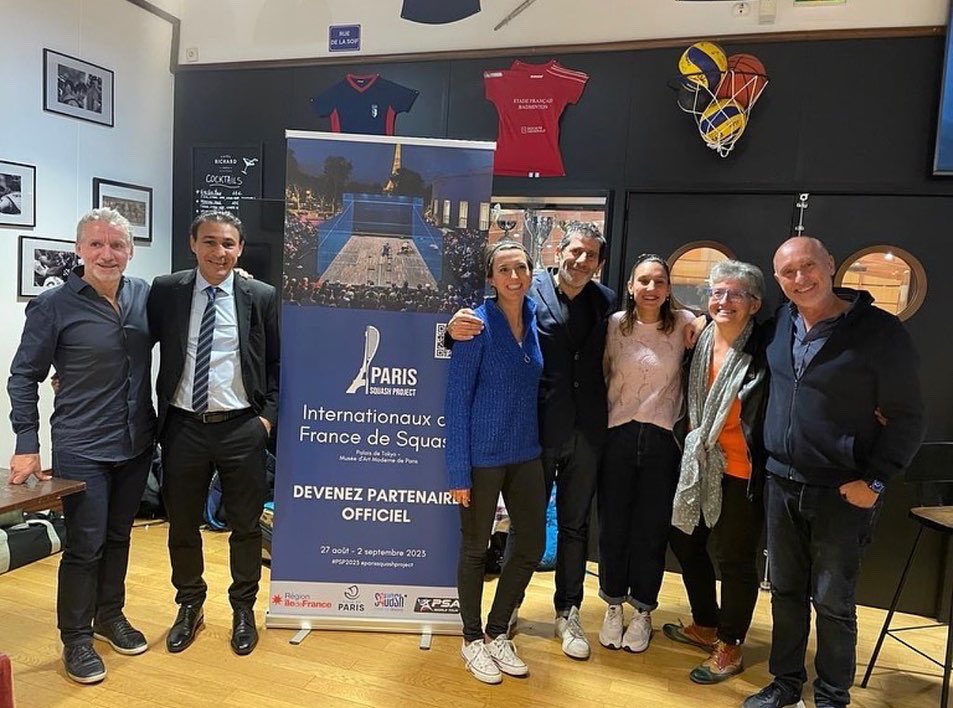 Ali_Oubaali's tweet photo. 1/ Hier j’ai eu l’immense honneur d’assister à la 1ère réunion de préparation du premier tournoi international de Squash qui a eu lieu au Stade Français à Léo Lagrange organisé par l’association #ParisSquashProject et son Président Monsieur Eric Nizard aux côtés de son équipe. https://t.co/Iv0ZHz34wF
