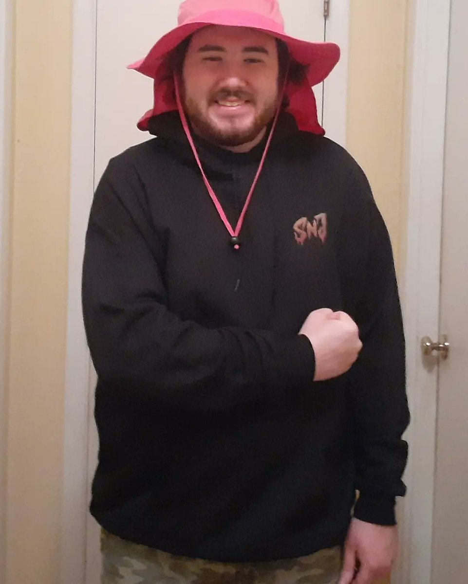 CrazyHSMfan14's tweet photo. About to go fishing. The fish in these waters are really salty though. Don't worry old man @SpooknJukes taught me everything I know.
#fishing #spooknjukes #DeadbyDaylgiht #leatherface #bubba #basementbubba #merch https://t.co/73XHKh2Nw9