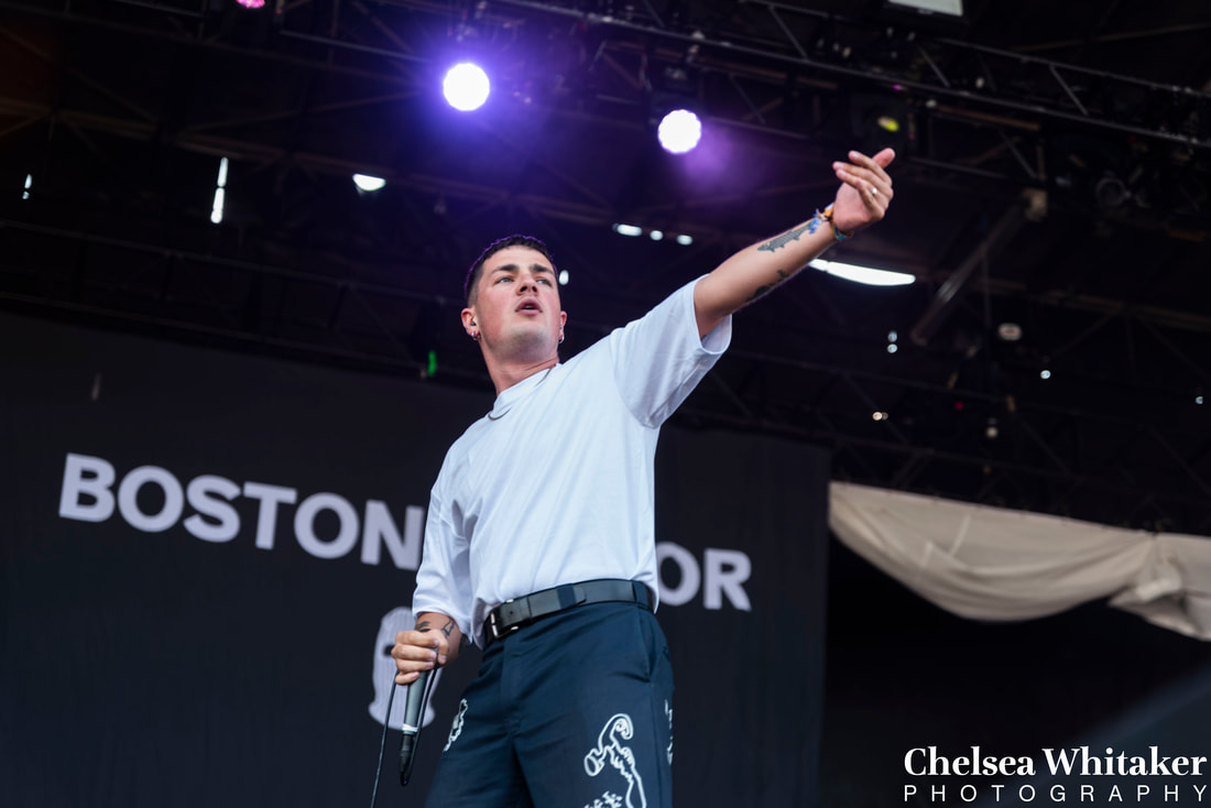 Day one recap of #RiotFest is now up on T&amp;E! Check out a live review with photo impressions from day one of the fest, featuring #FoxyShazam, #BostonManor and #TheWonderYears.

trialanderrorcollective.com/rockindieexper…