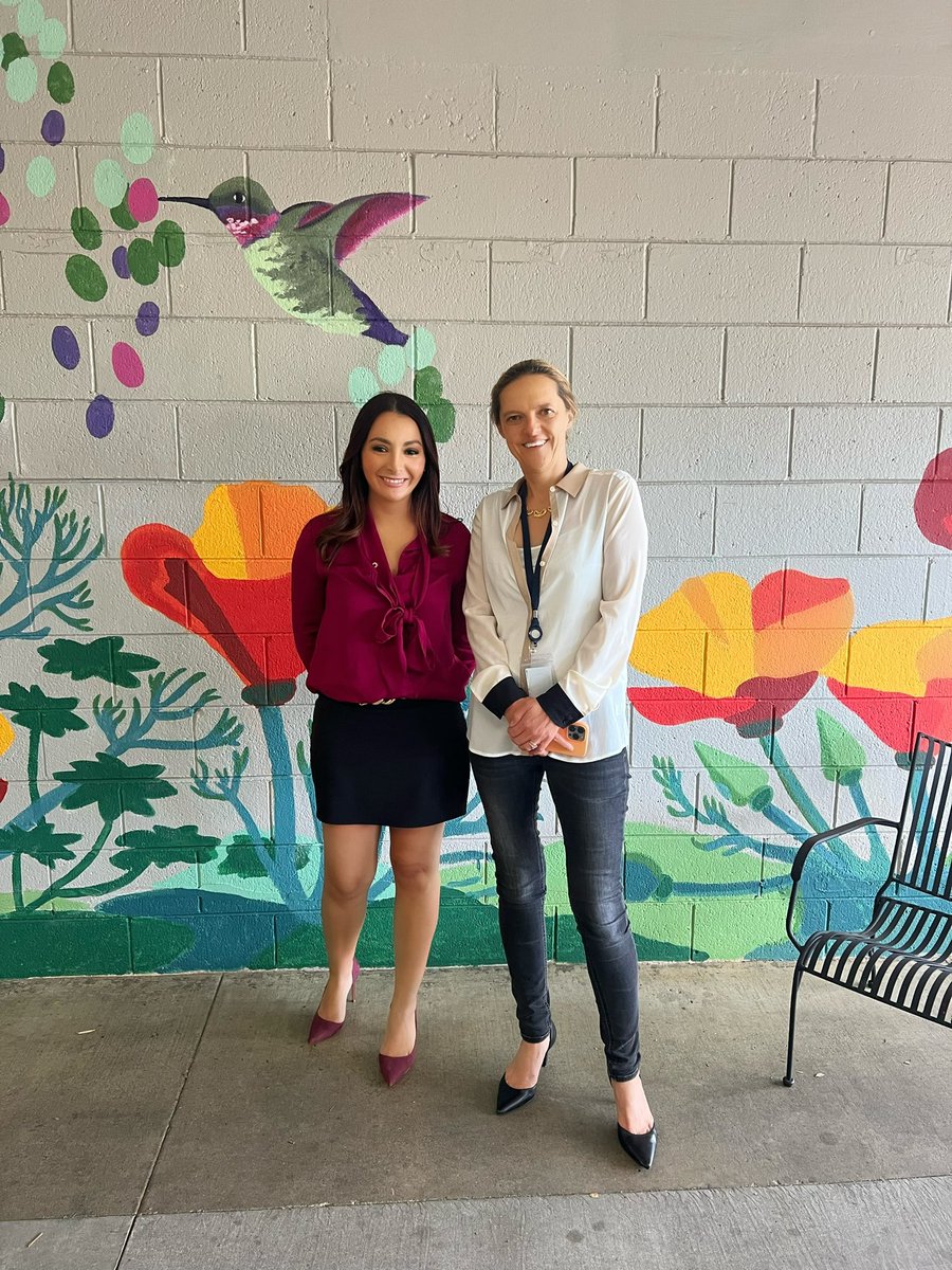 WardaSouihi's tweet photo. 🇫🇷👩🏻‍🏫 Belle rencontre avec Barbara Greiner, Directrice de la Silicon Valley International School. Une école indépendante qui offre 1 programme en français, allemand et chinois. @SVINTLSchool https://t.co/V7S76zEY8w