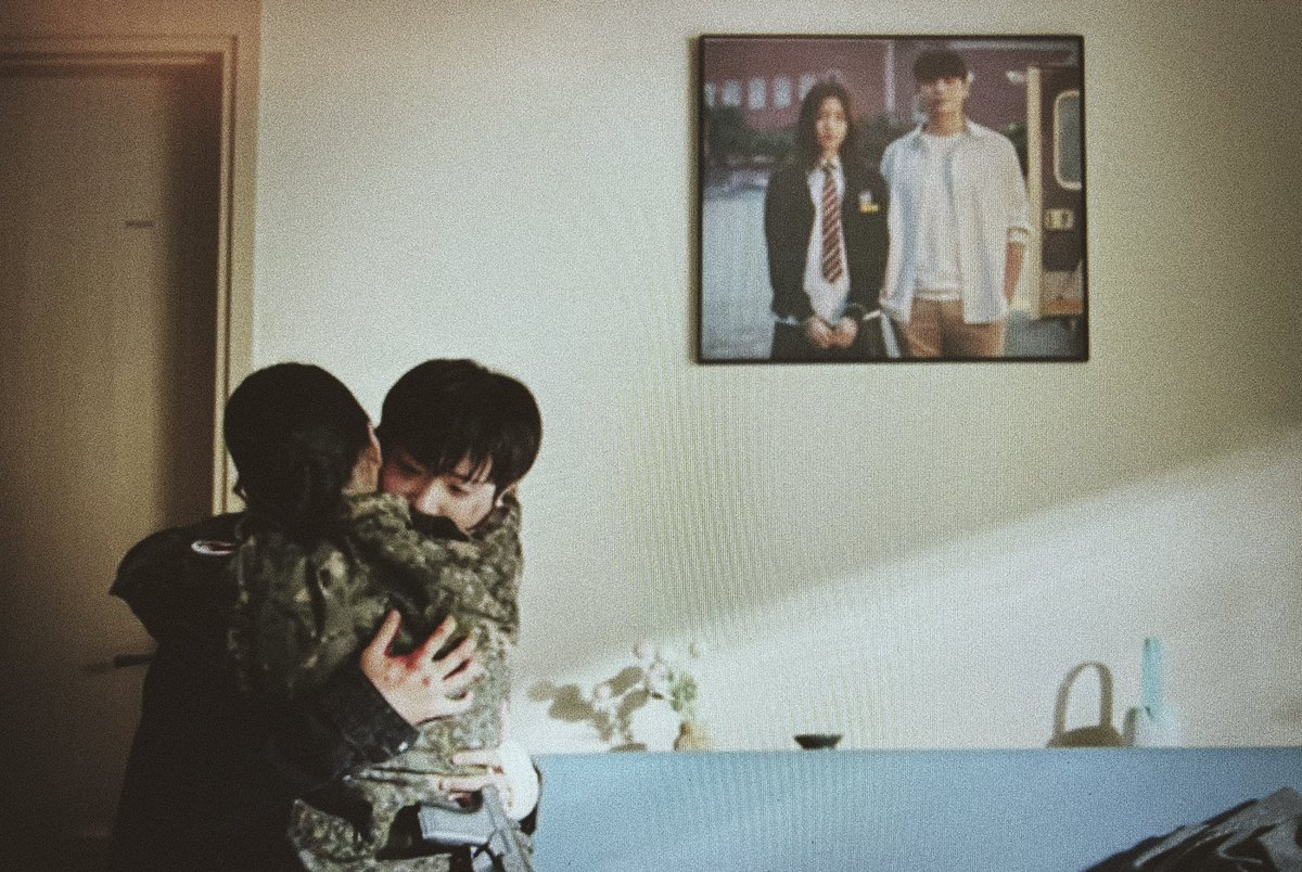 Gwakenxale's tweet photo. Happy 1st anniversary to our #Happiness! 🤍 
…could go back to this gem over, and over again, and somehow manage to love it even more…

#Happiness1stAnniversary #해피니스
#HappinessOnNetflix #parkhyungsik #hanhyojoo https://t.co/VgWQIlOS7O