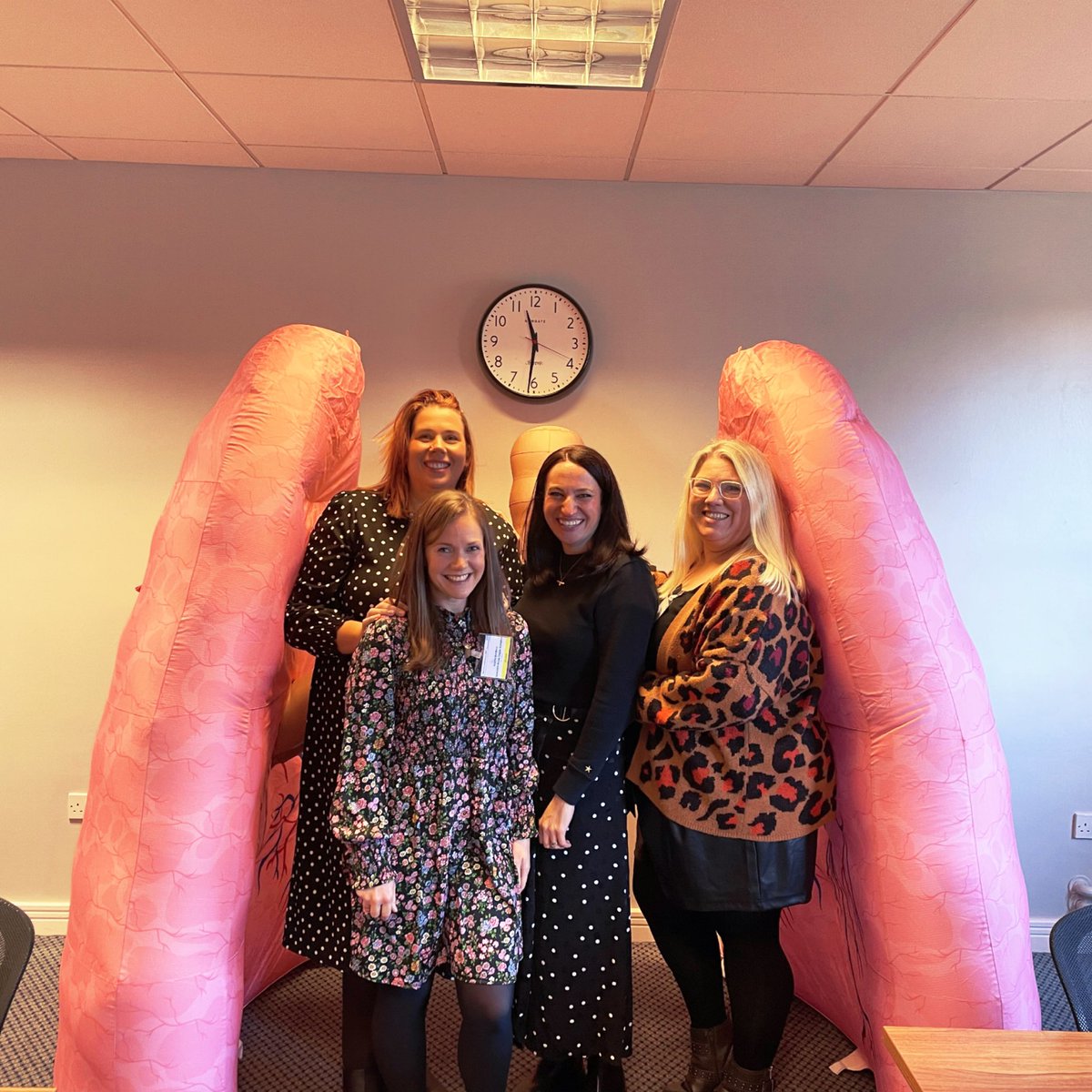 Our specialist nurses: Skye, Sophie, Jenna and Sadie showcasing their new promotional lungs thanks to <a href="/kubicek_uk/">Kubicek Balloons UK</a> 🫁

We’ve had a brilliant day interacting with colleagues across the network, and teaching and promotion #organdonation 💗

#CCconf22
<a href="/MidlandsOrgan/">Midlands Organ Donation Team</a> <a href="/NUHCriticalCare/">NUH Critical Care🏳️‍🌈</a>