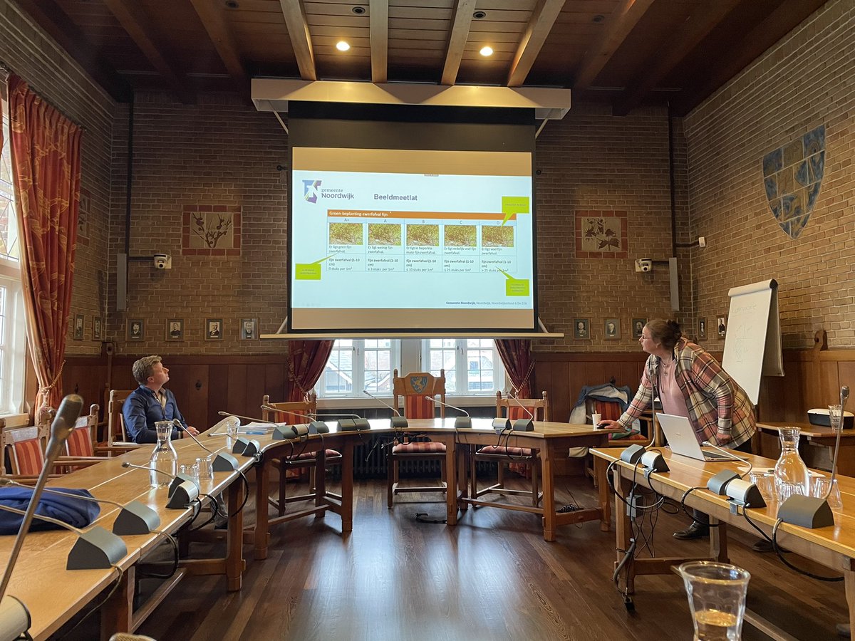 Raadswerk blijft boeien. Vandaag uitleg over kwaliteits beheersplan groen. Er wordt door onze ambtenaren heel hard gewerkt aan het juiste beheer van ons groen. Een onmisbare schakel in onze leefomgeving. #respect <a href="/NoordwijkZH/">Gemeente Noordwijk</a>