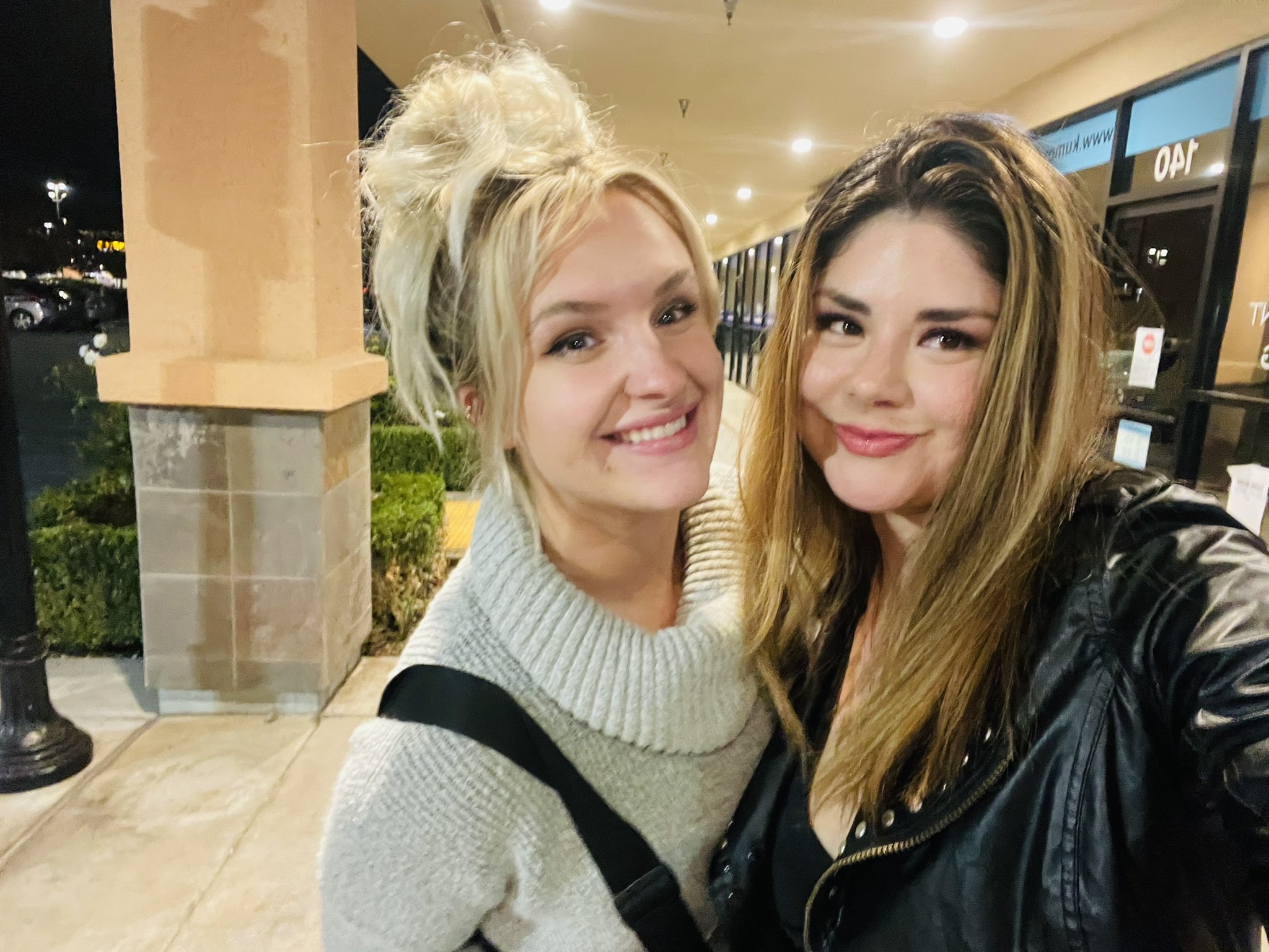 Get To Know Karlye Taylor: Age, Family, And More - vvgbg8j