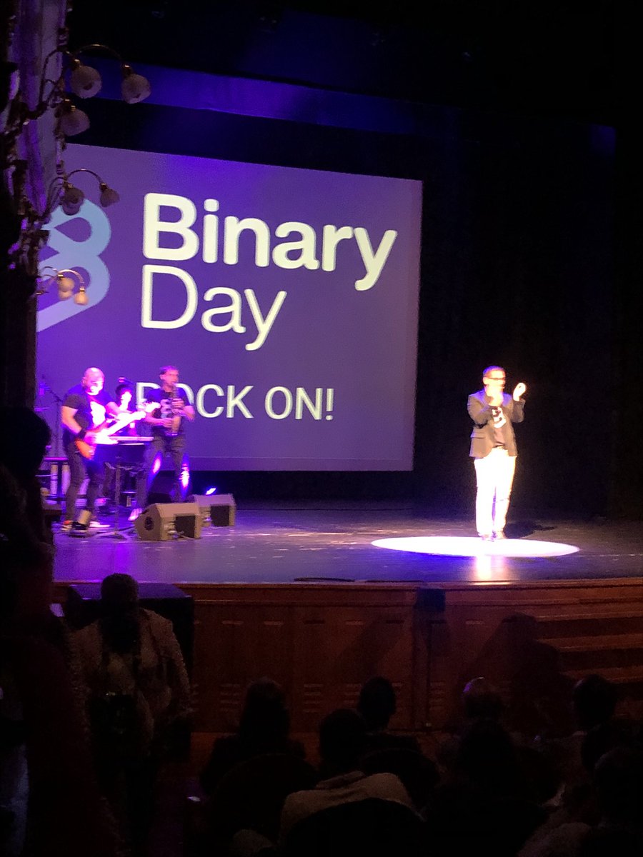 centre_bit's tweet photo. Molt contents de tornar a gaudir d’un binaryday que la gran empresa @BinaryMenorca organitza a #menorca per apropar tendències tecnològiques per a pimes https://t.co/bwEFN1XEVG