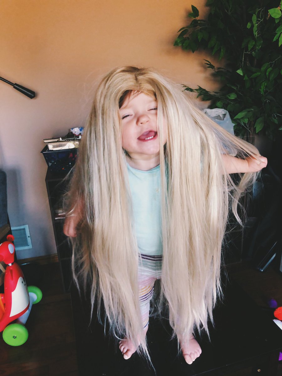 catidude's tweet photo. bLoNdEs HaVe MoRe FuN https://t.co/Tfy7MQe4pN