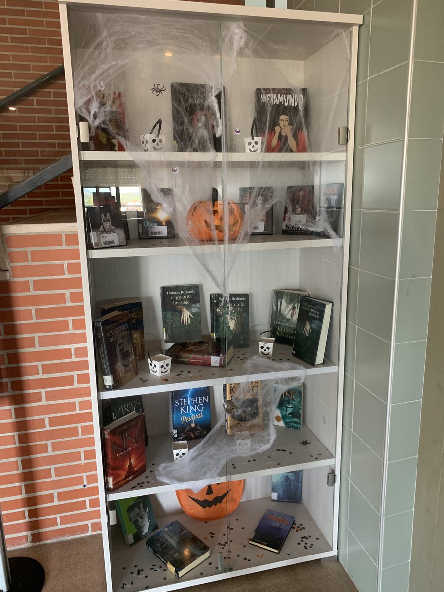 La biblioteca celebra HALLOWEEN aquesta setmana 🎃👻💀