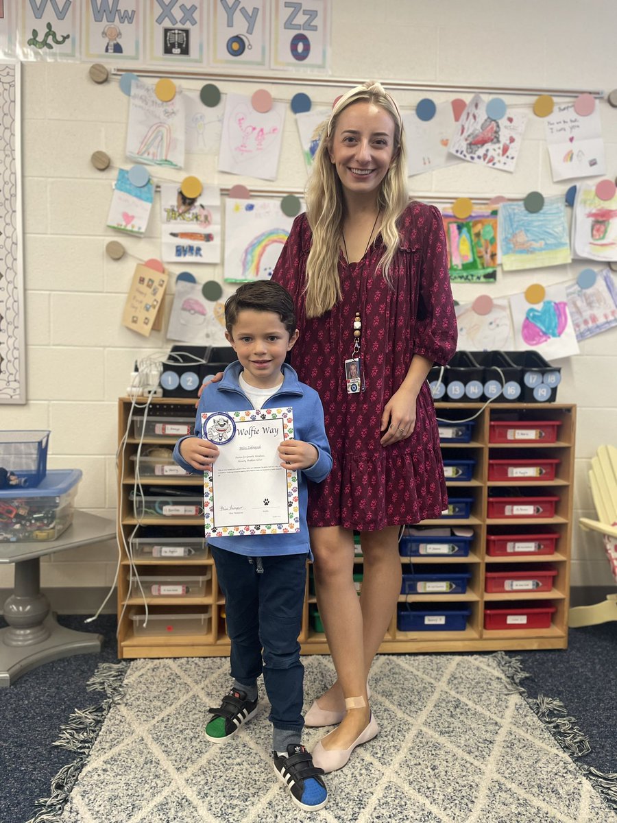 Our classroom’s Wolfie Way winners of September and October! They earned this award through showing the Wolfie Way through honesty, kindness, problem solving, passion for growth, and perseverance. 💙