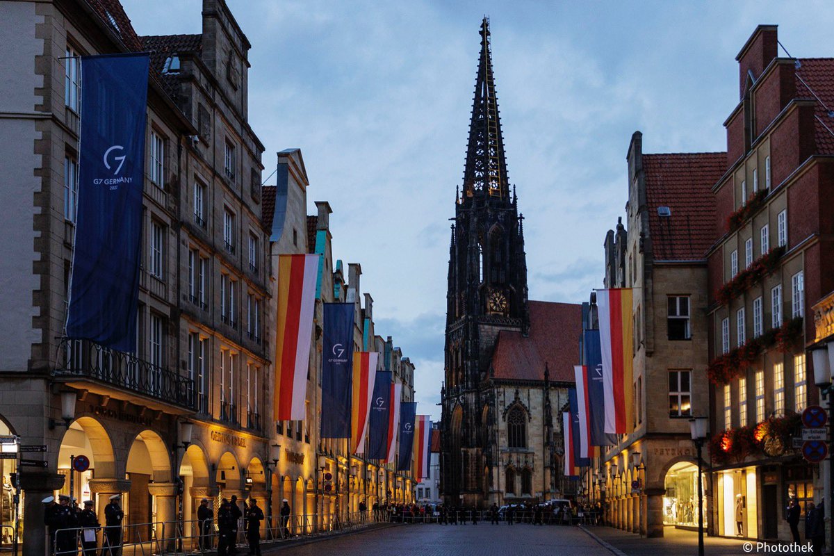 Vielen Dank der Stadt <a href="/muenster_de/">Stadt Münster</a> und allen, die kleine und große Beiträge zu diesem #G7-Treffen geleistet haben. Danke vor allem den Bürgerinnen und Bürgern, die uns herzlich empfangen haben, obwohl wir ihnen einige Einschränkungen zugemutet haben. 🙏