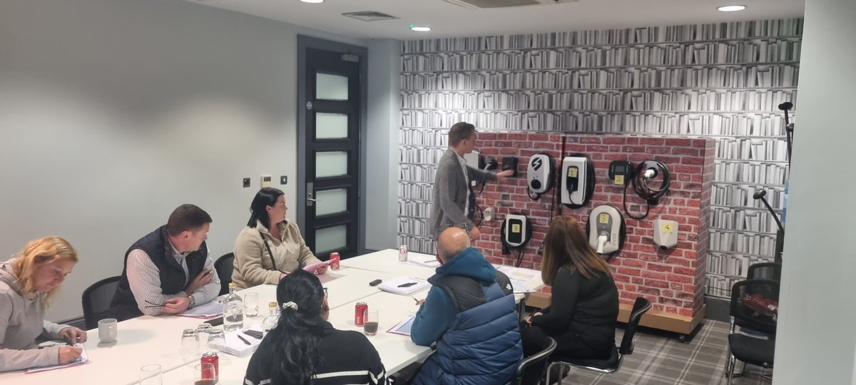 EurekaMR's tweet photo. A new one for us!  We have been running focus groups about EV chargers all week⚡️ 

Hands-on sessions which elicit consumer sentiment in this rapidly-emerging and evolving area #sustainability #ElectricVehicles https://t.co/KnASo8NPXI