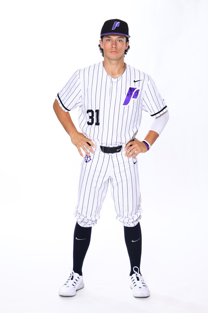 Some highlights from yesterday’s scrimmage:

Ty Saunders: 2 run HR 
Nich Klemp: 2 run HR 
Vinny Salvione: 104 mph RBI double 

Burgers clinch a series W!