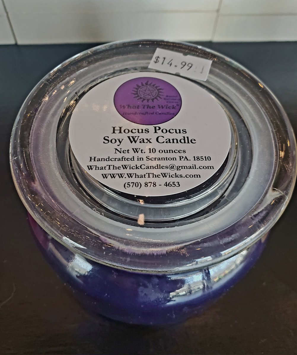 Whatthewicks's tweet photo. All Halloween tarts and candles on sale now for a limited time. #handmade #soycandles #soytarts #Scranton #Pennsylvania https://t.co/mYpe0tZzj1