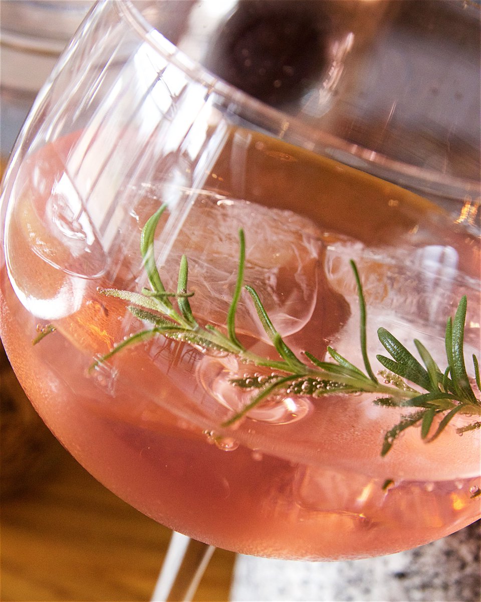 Moores of Warwick tweet media