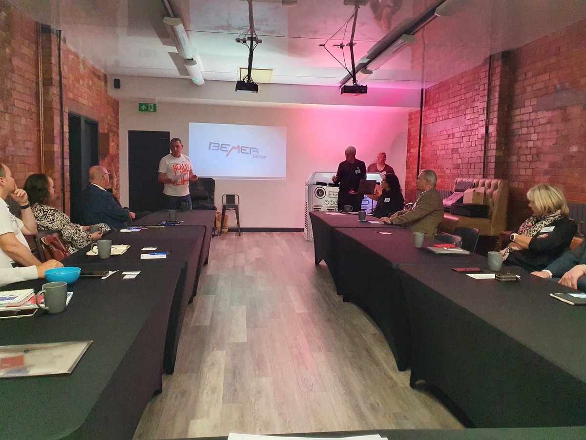 Mark_Northall's tweet photo. Fabulous nights networking at @babnetworks #networking https://t.co/1DMUSpjLAs