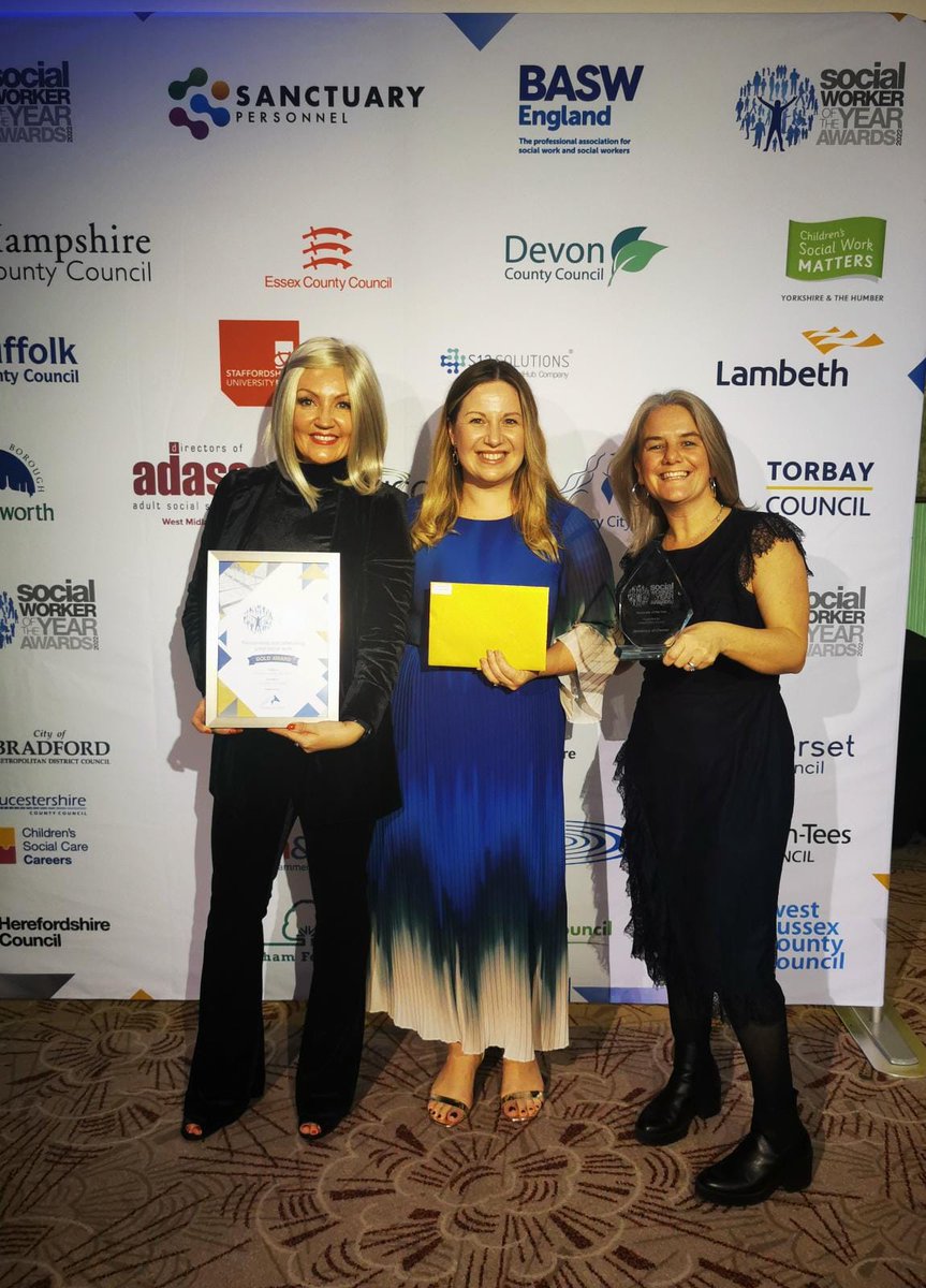 Dr Gill Buck (Gill Borg-Olivier) tweet media