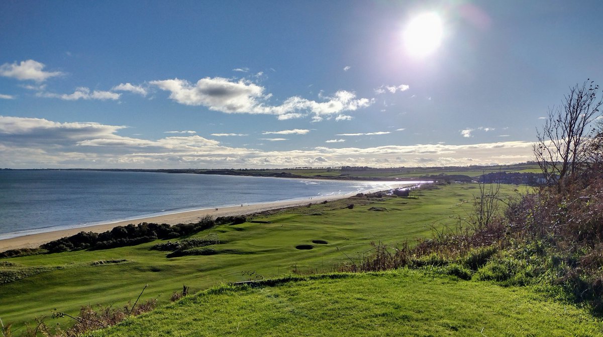 BirtiesBlog's tweet photo. Alnmouth Village #Golf Club on a glorious November afternoon - 153 years and counting... ⛳ @golfalnmouth @VisitNland @ukgolfguy https://t.co/imKsXzO6Tu