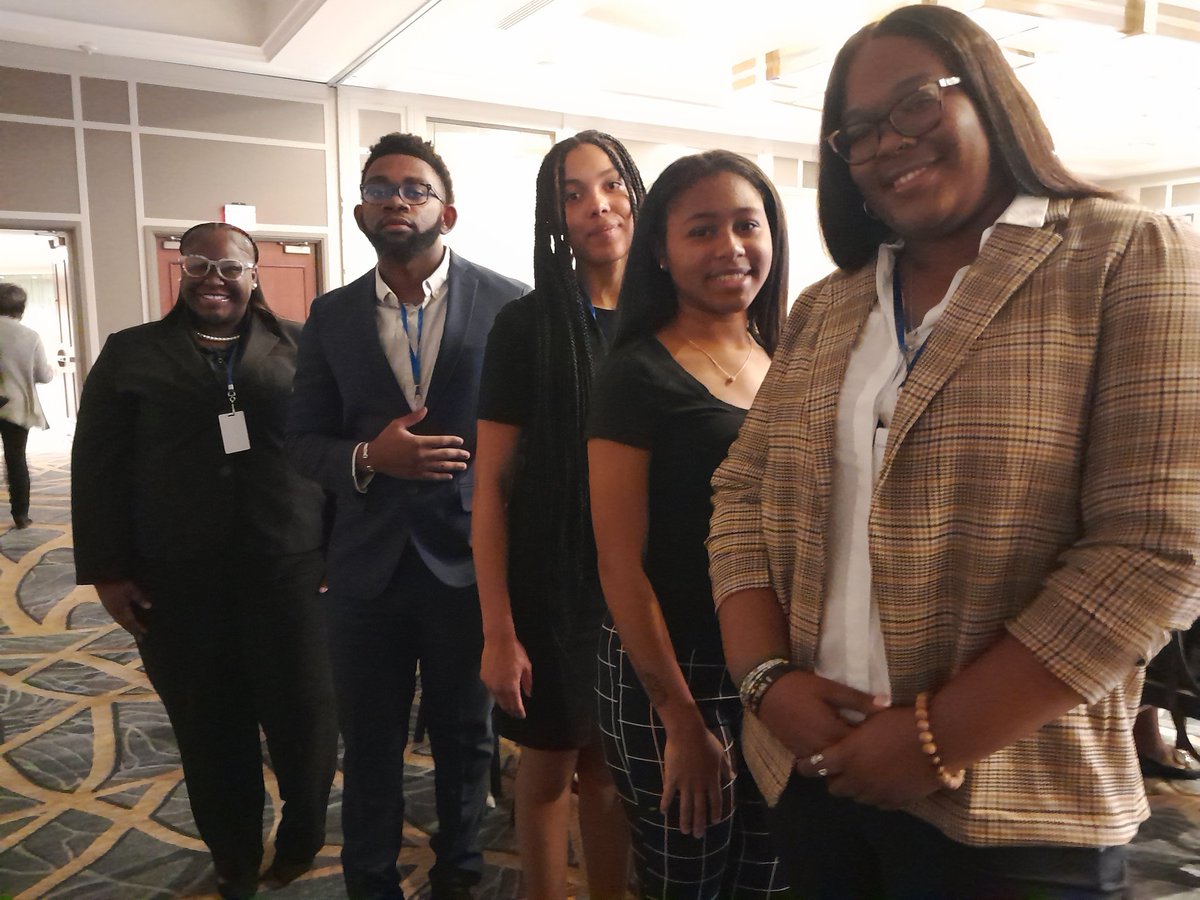MrJoeLyons's tweet image. VSU placed second in the HBCU Marketplace Career Development Conference oral competition out of 25 HBCUs and 300 students participating! 
@makolaabdullah @VSU_1882
@ReginaBTyler