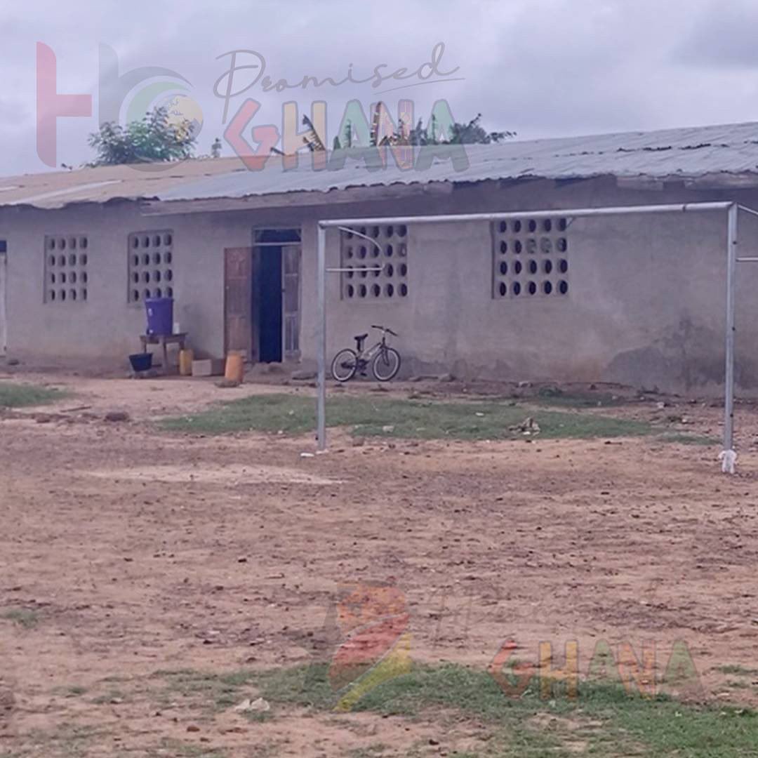hbcinconline's tweet photo. Our young boys and girls  are counting on your maximum support to help them get their roof repaired. A donation of $10 would help move closer to getting the 110 roofing sheets needed. We will list all donors on our website. Visit https://t.co/ztQZlomJRx to support. https://t.co/JtoNhTDP6v