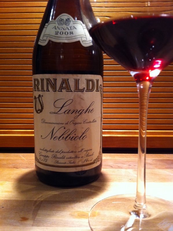 Miss the old bottle label 🍷 - exactly 10 years ago today..
#giusepperinaldi #nebbiolo #langhe