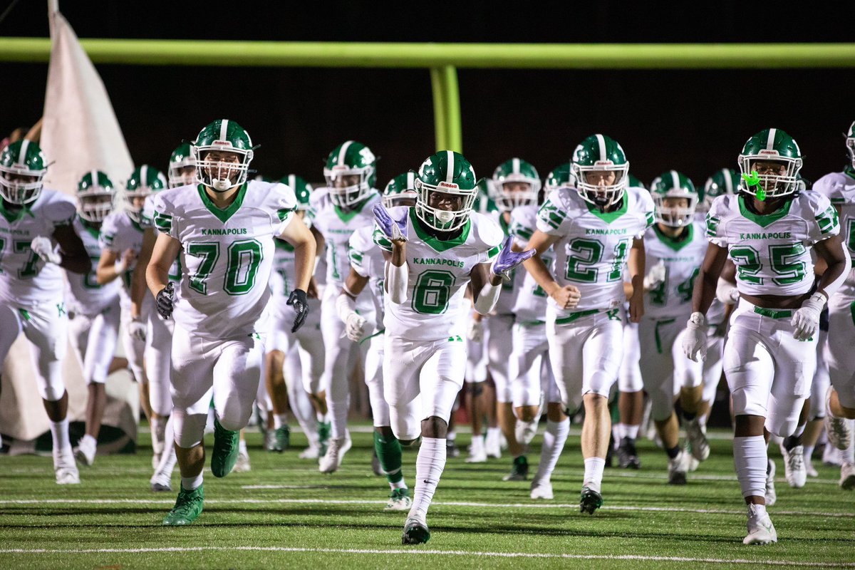 ALBrownHS's tweet photo. 🏈💚Let’s wish our Wonder Football team the best of luck as they head to Asheville to take on A. C. Reynolds in Round 1 playoffs!!💚🏈

#beawonder
#reptheK https://t.co/cSPqE1SHSK