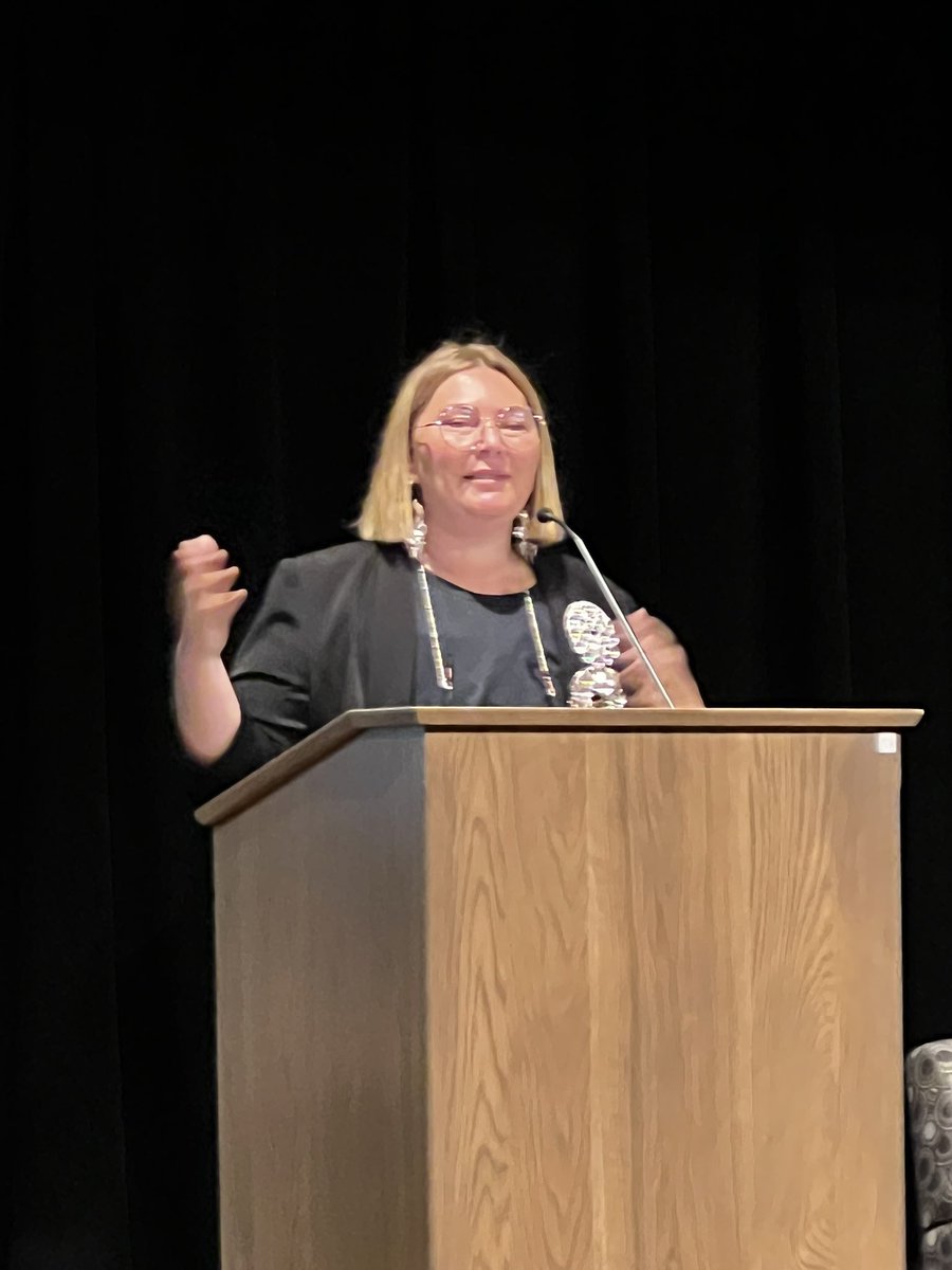 Shal (Diné) tweet media