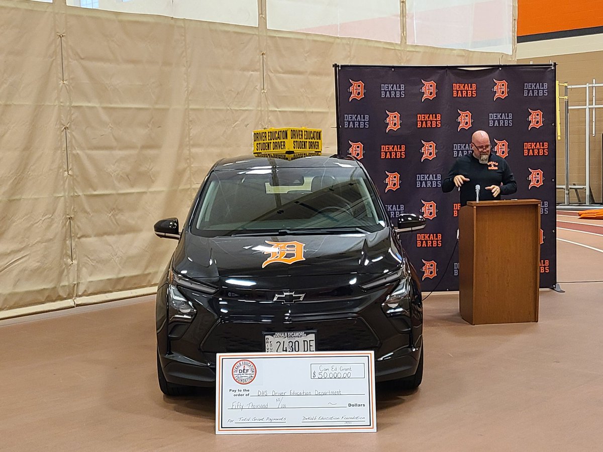 DeKalb428DHS's tweet image. RT 1BarbAthletics: Thank you to @ComEd and all parties involved who helped get our new electric vehicle here at DHS. This will make a huge impact on our students education!