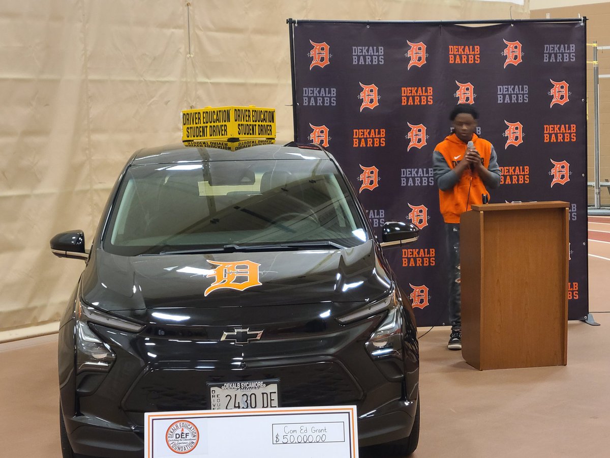 DeKalb428DHS's tweet image. RT 1BarbAthletics: Thank you to @ComEd and all parties involved who helped get our new electric vehicle here at DHS. This will make a huge impact on our students education!