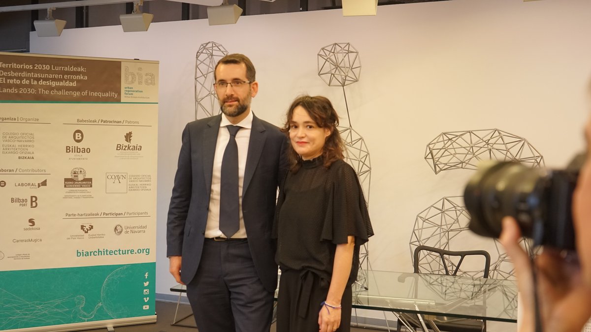 BIAarchitecture's tweet photo. 🎥 Conoce todos los detalles de la la V Edición del Urban Regeneration Forum del BIA 2022 que se desarrollará bajo el epígrafe “Territorios 2030 Lurraldeak: Desberdintasunaren erronka. El reto de la desigualdad” 🏢🏗🌉

ℹ https://t.co/K5DbdyDIe5
#BIAForum https://t.co/om8nj2wce7