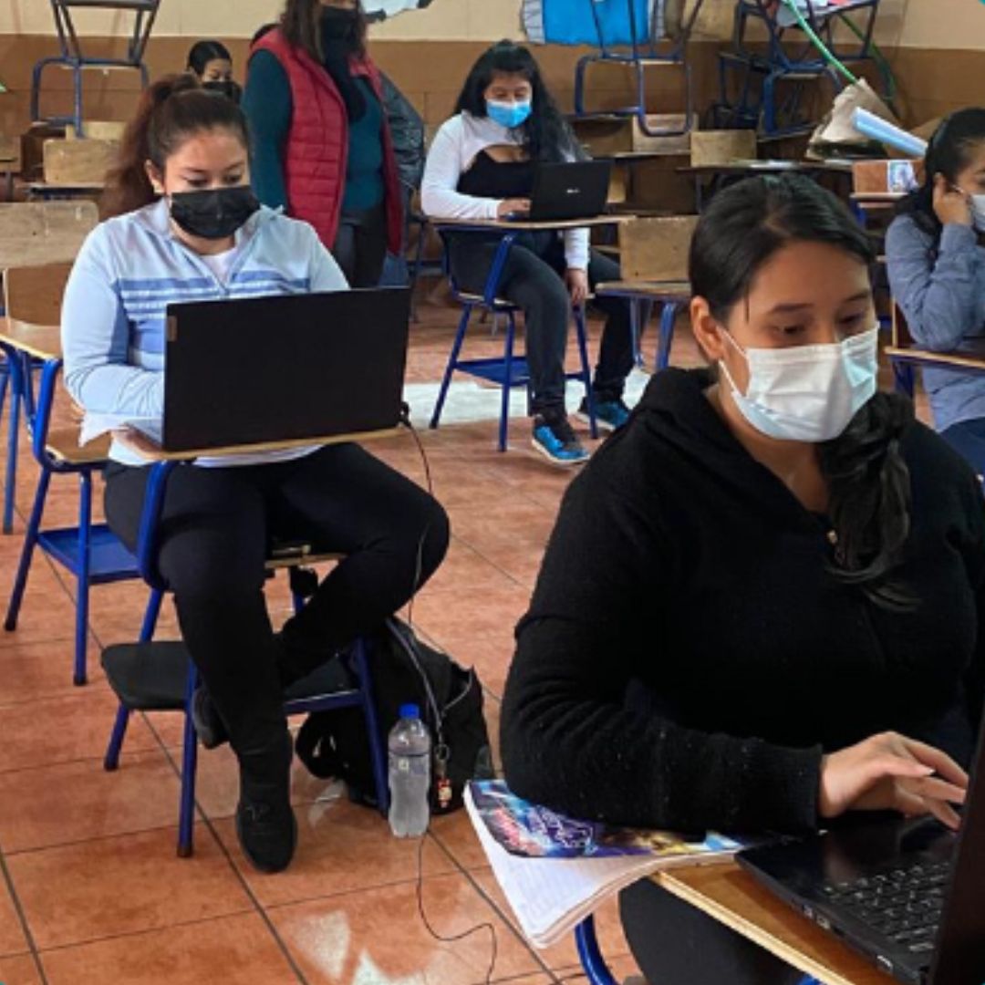 ¡El IGER abre caminos en la era informática!

En 2018 dimos un gran paso hacia la era informática al ofrecer el Bachillerato en Ciencias y Letras con Orientación en Gestión Administrativa y Contable en modalidad digital.

Conoce más detalles: elmaestroencasa.edu.gt/el-iger-abre-c…