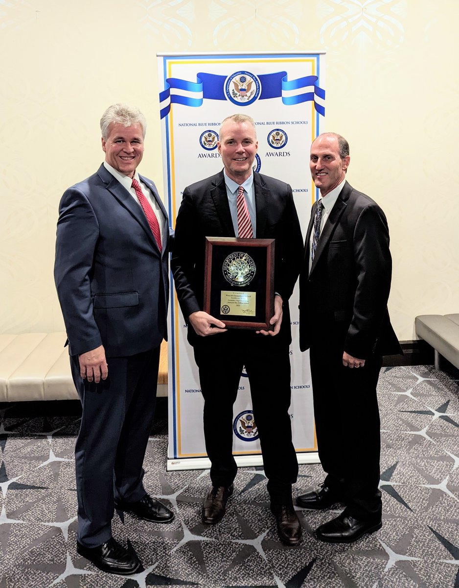 It's official! Wescott School and <a href="/district30/">Northbrook/Glenview School District 30</a> have another Blue Ribbon Award! Congratulations to our tremendous staff, students, and community! Thank you to Mr. Losoff and Dr. Brown for their presence at the ceremony. We were all incredibly proud and honored! #NBRS2022 #d30learns