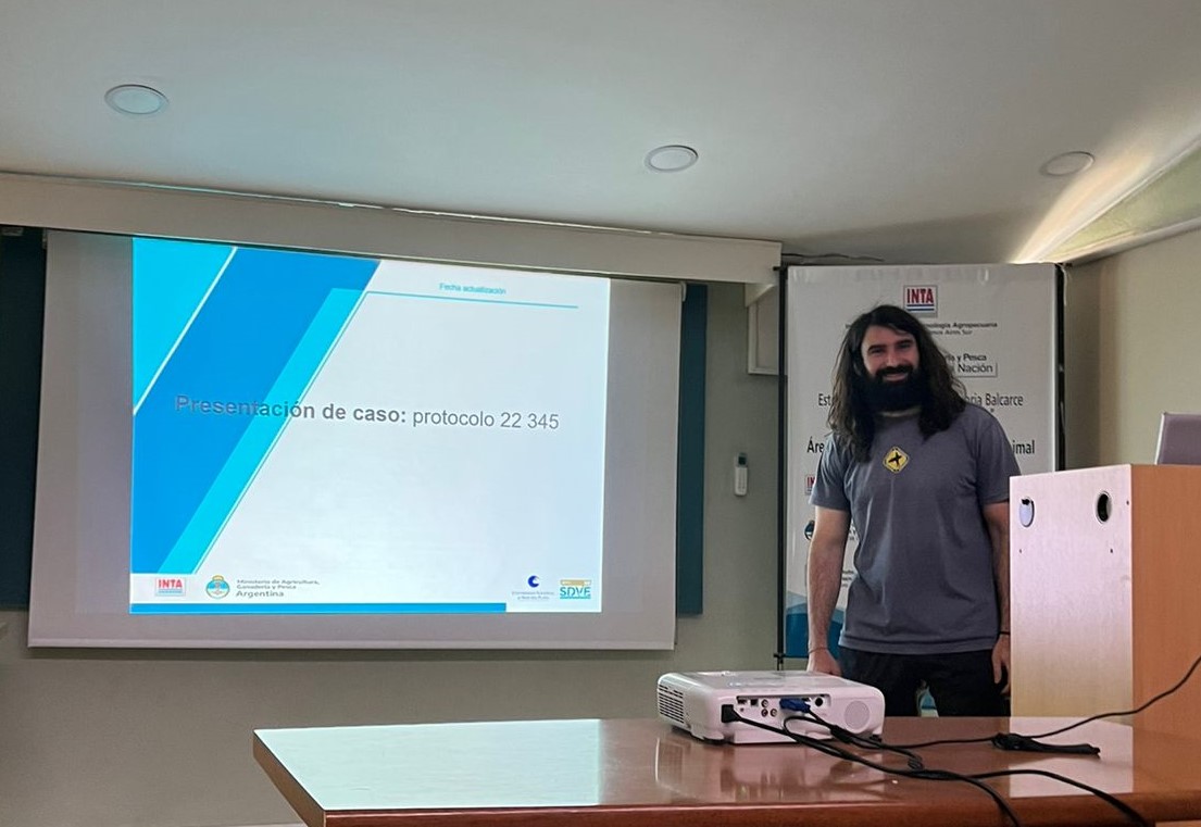SDVEBalcarce's tweet photo. En la tarde, seminarios de presentación de casos de diagnóstico a los que asistió el SDVE del @INTABalcarce  en los últimos meses, por parte de los veterinarios residentes. https://t.co/g05MLoZziB