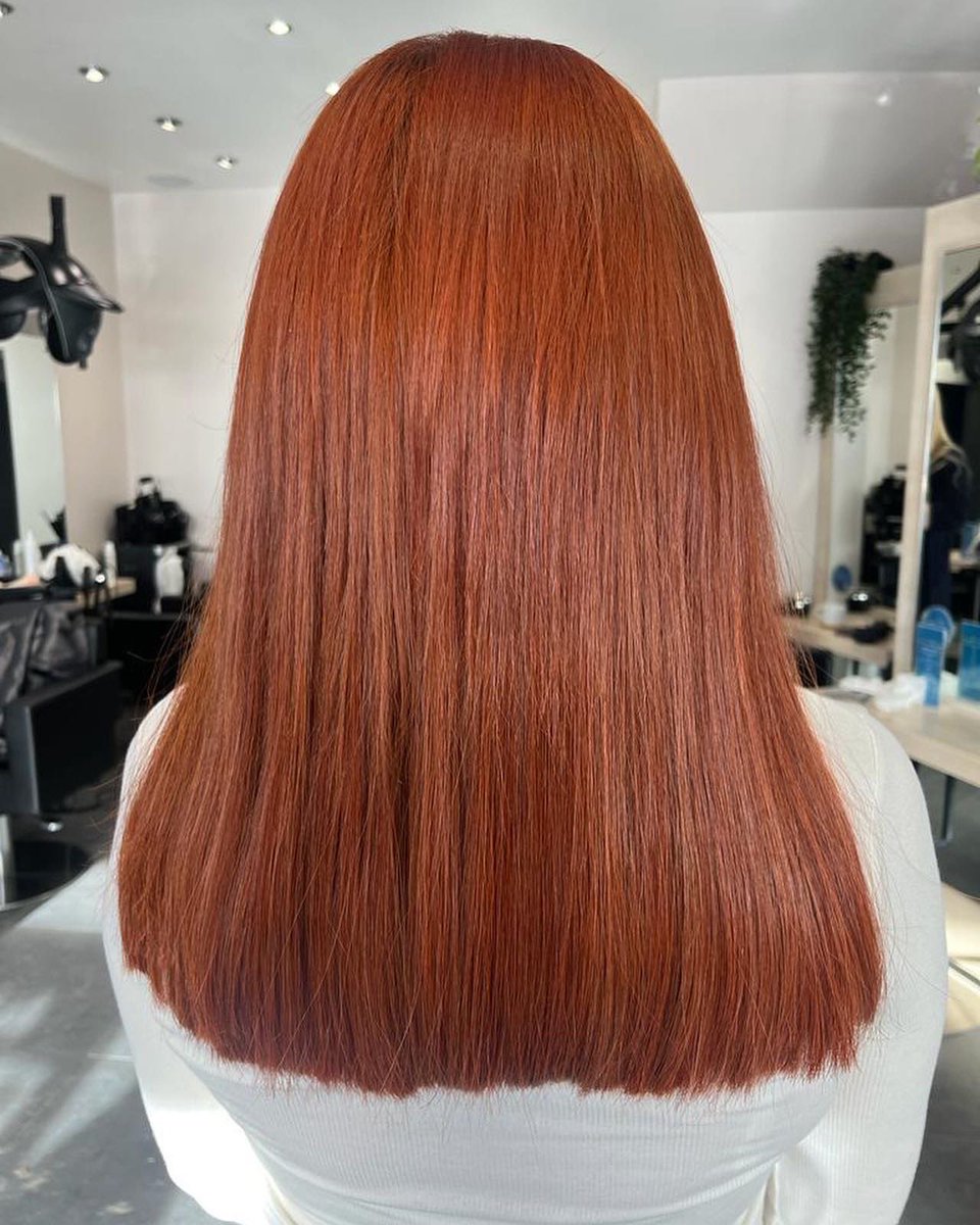 Copper Obsessed!👩🏼‍🦰
……..Magic 🧡🧡🧡

@wellaprofessional @greatlengthsuk #wellacolortouch #copperhair #autumnvibes #cardiffhairsalon #c