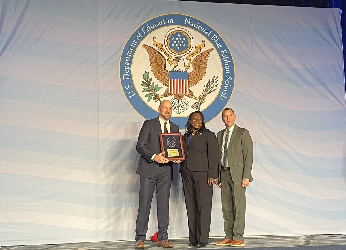 Honored to receive, on behalf of our <a href="/SteepleRun203/">Steeple Run</a> community, the National Blue Ribbon Award. #nbrs2022 #BuildingOn #PartnersInGrowth <a href="/Naperville203/">Naperville 203</a>