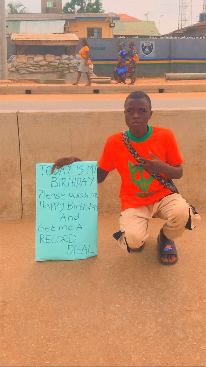 iamtemmytay's tweet photo. Food or shayo is not enough for me
All I want is 1k plays for my song BAD GIRL as birthday gift 🙏🏽🥺
Twitter you can do this for me💯💯
Odunlade Hushpuppi #ASUUstrike Aboki Shettima Lil wayne #VerifyBella Yahaya Bello Ogun State Chris Brown Nollywood https://t.co/9O2taBEJY7