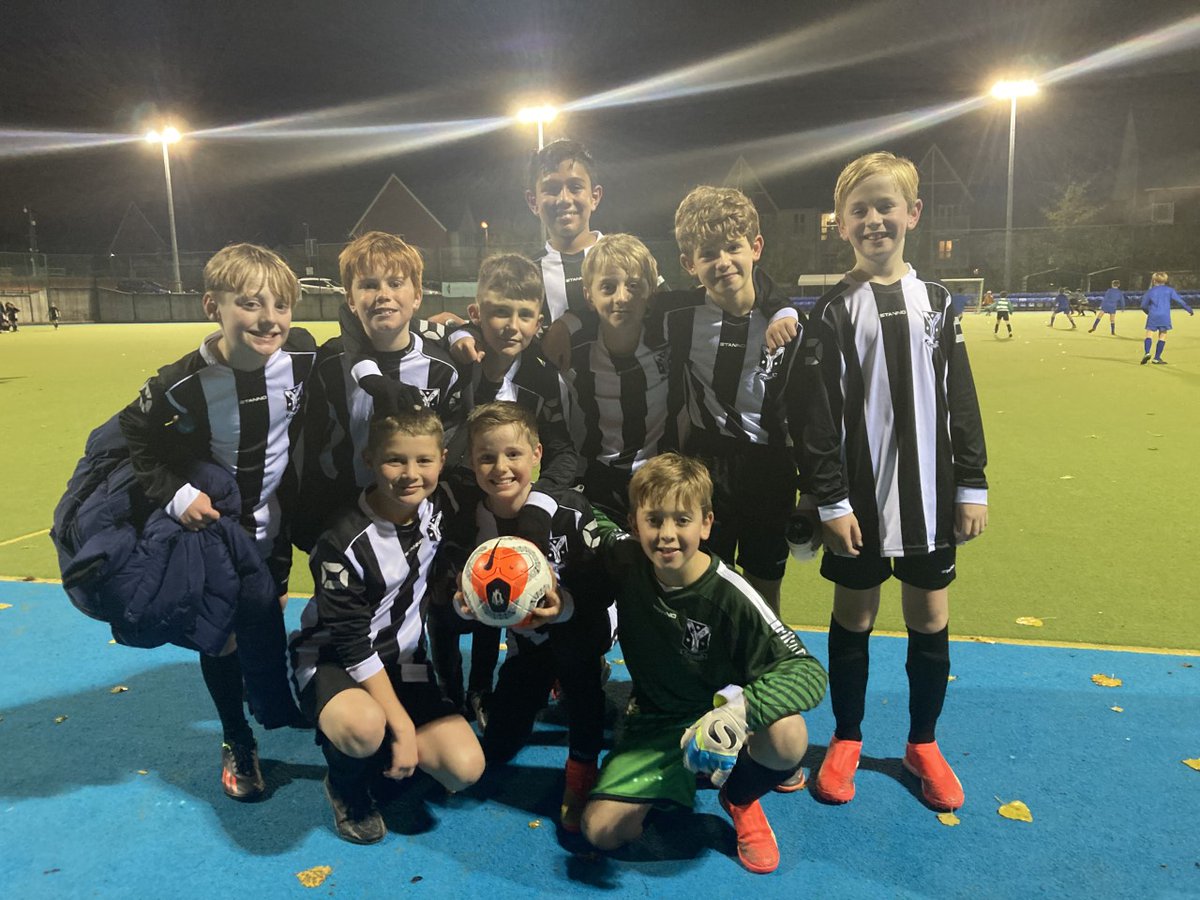 Well done to our Boy's Football Team who competed in their first league evening this week! Excellent 2-0 win in one of our games! ⚽🏆