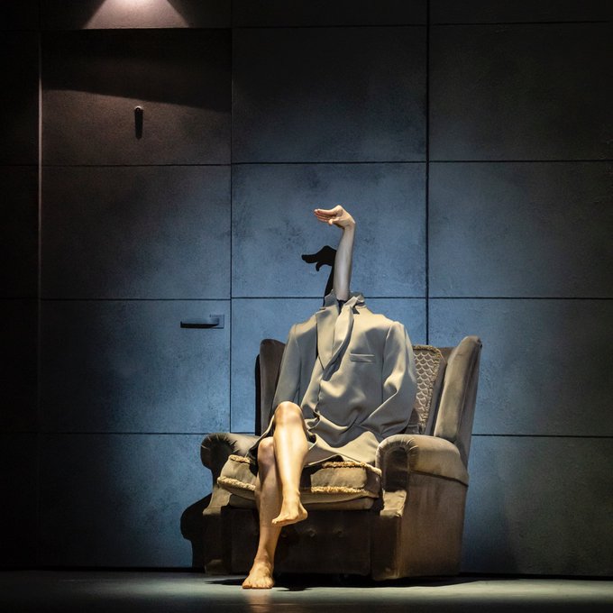 I know I tend to rave about some performances, but Into the Music <a href="/BRB/">Birmingham Royal Ballet</a> <a href="/Sadlers_Wells/">Sadler's Wells</a> is a very special collection of 3 ballets - immediately enjoyable and accessible but challenging and unsettling too. Hotel especially was mesmerising, amusing and inventive (see photo!)