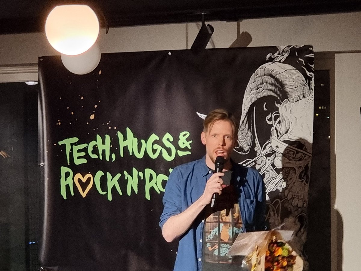 #CommunityBuilder of the year!, Who else but <a href="/thorrich/">Thor Richard Isaksen</a> ! Gratulerer!

#TrondheimTech #6AM <a href="/digstrondheim/">DIGS</a> <a href="/WorkWorkTrd/">Work-Work</a> #Faktry #Trondheim #StartupLife