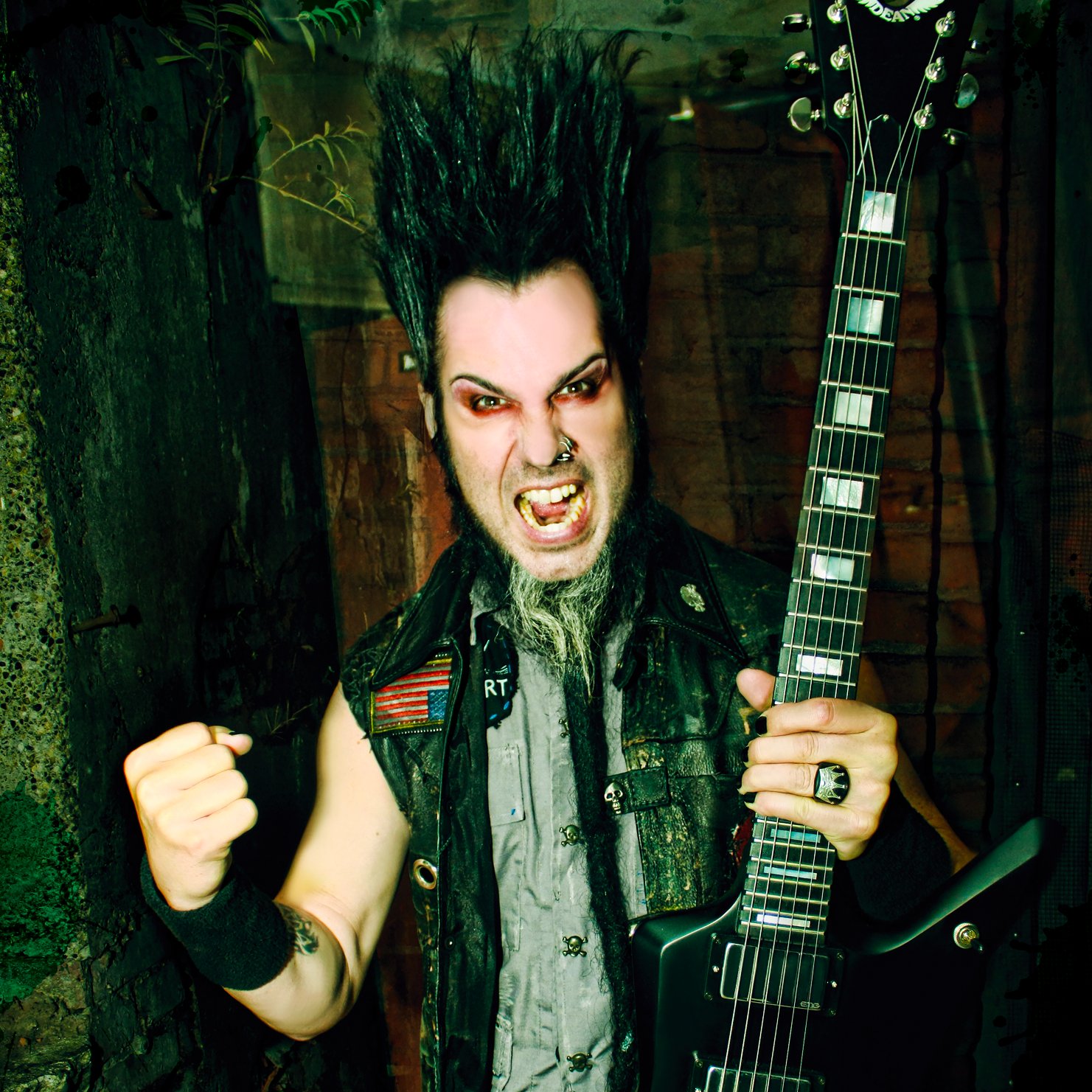 Honoring a legend today. Happy Birthday, Wayne Static. 