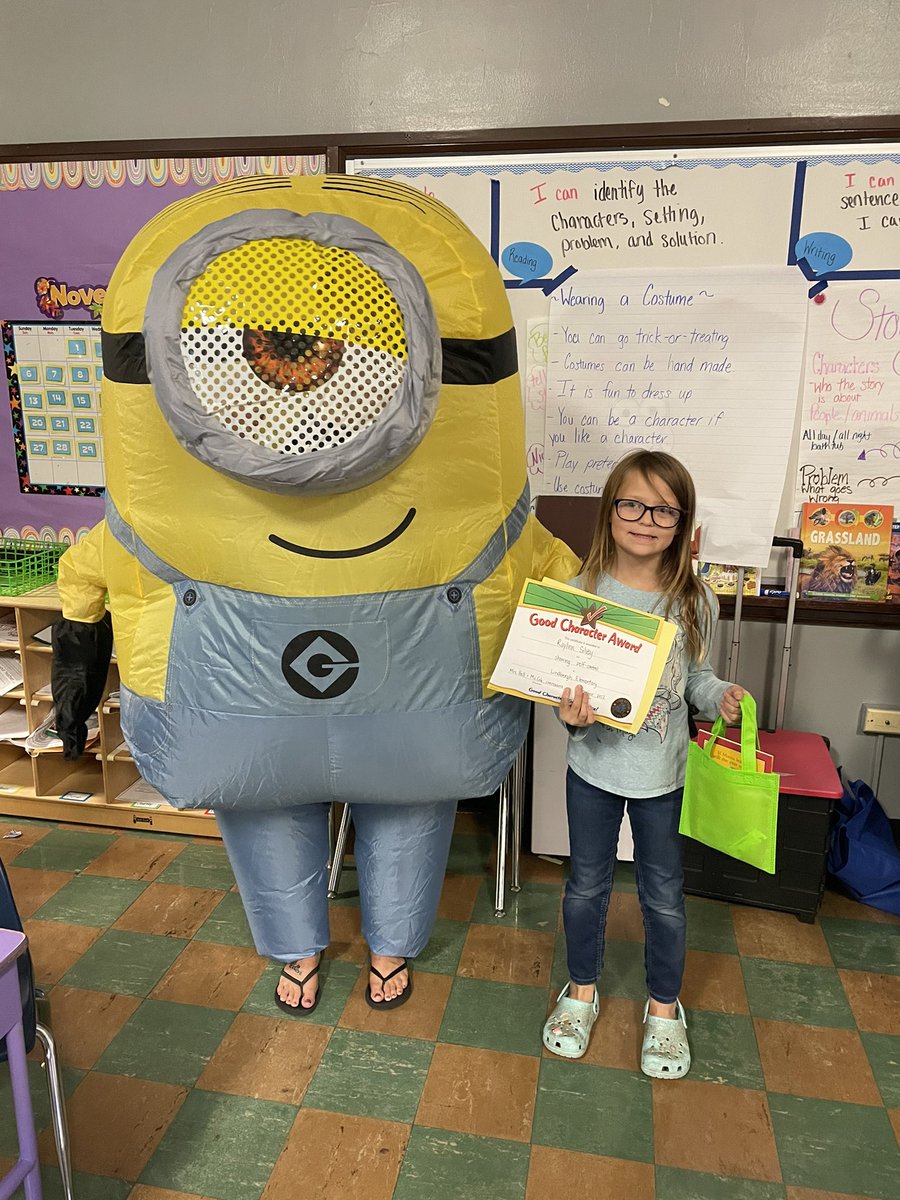 mattson3rdgrade's tweet photo. We love our #characterkid Congrats, R! We are proud of you! @LindberghSchool https://t.co/oyyUgHrxGd
