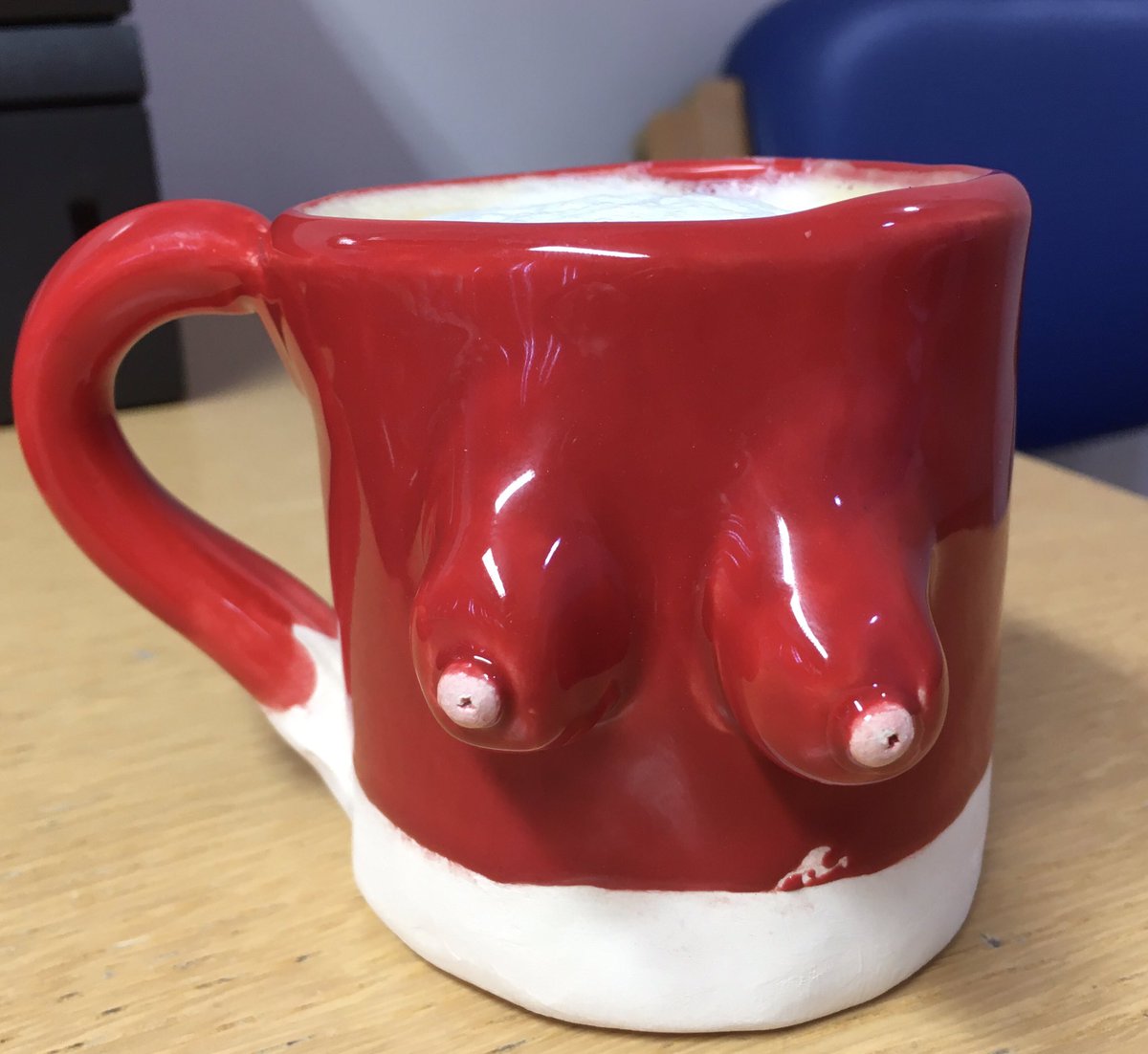 Got to smile when your clinic is running late and a colleague brings you a proper coffee in this mug ☕️😁💕#greatteam