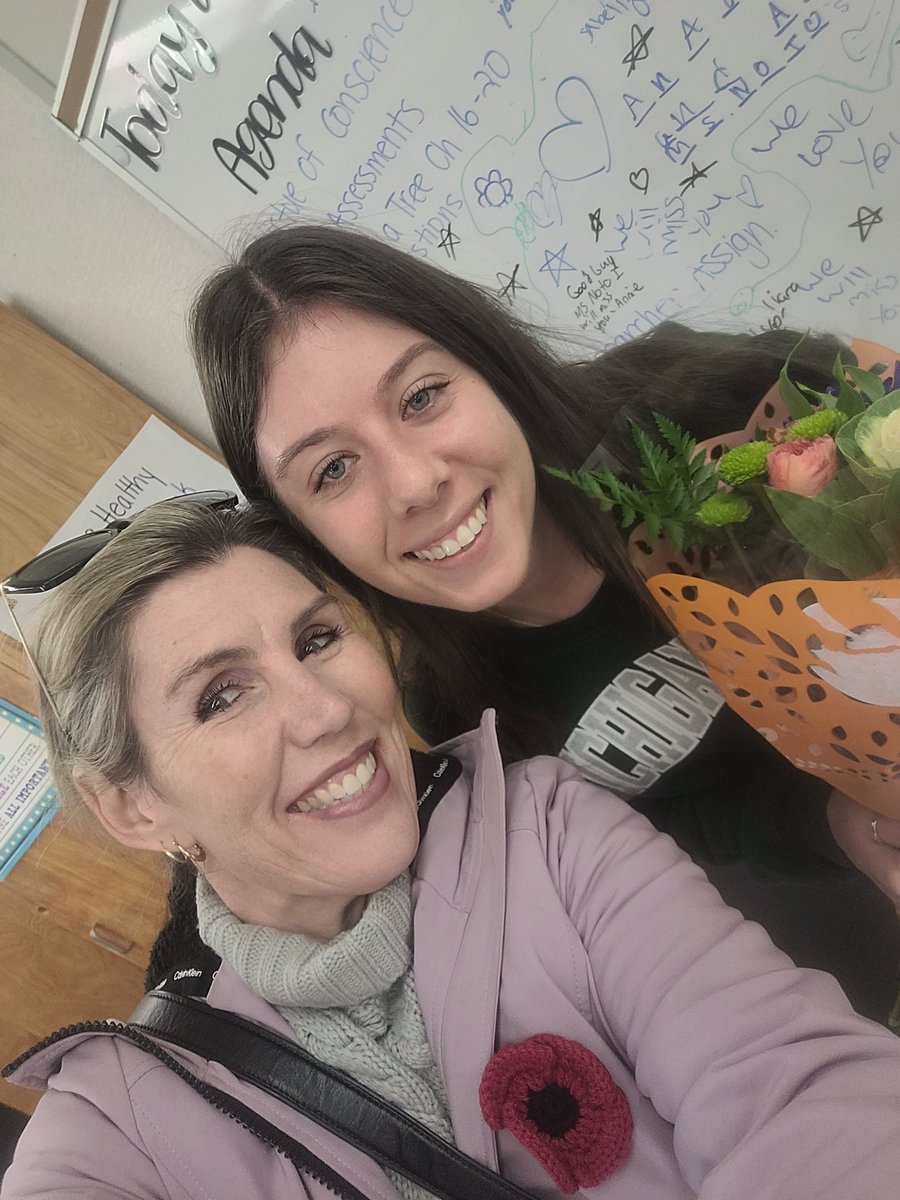 Wishing this AMAZING Teacher and Friend all the best as she begins her new position! St. Benedict was so fortunate to have you and your future students are truly blessed 🍎 <a href="/StBenedictDP/">StBenedictRavens</a> <a href="/Ms_Noto/">Ms. Noto</a>