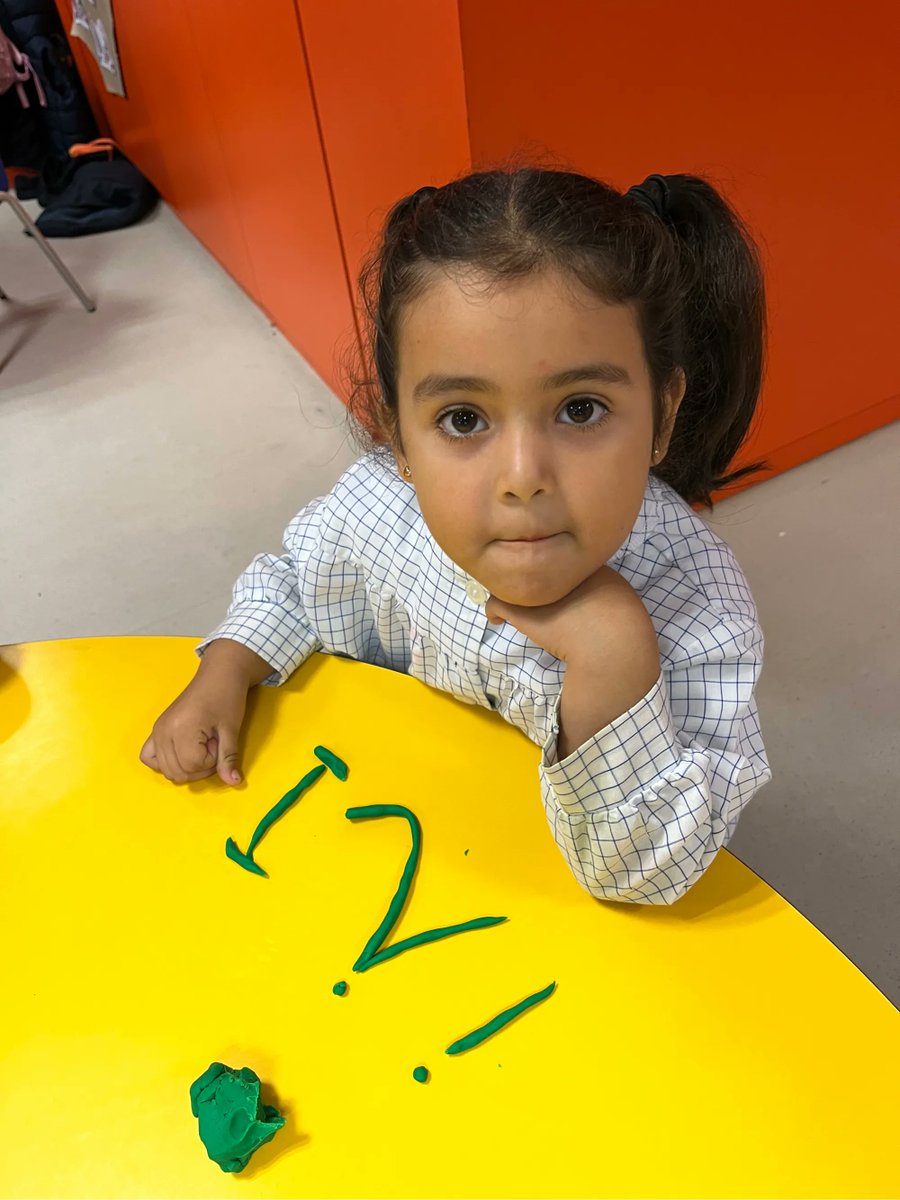 AlboradaColegio's tweet photo. 🇬🇧 We do jolly phonics to start learning how the letters sound and their graphemes and we have a lot of fun!
#AlboradaBilingüe #InfantilAlborada https://t.co/P9m14OAyeQ