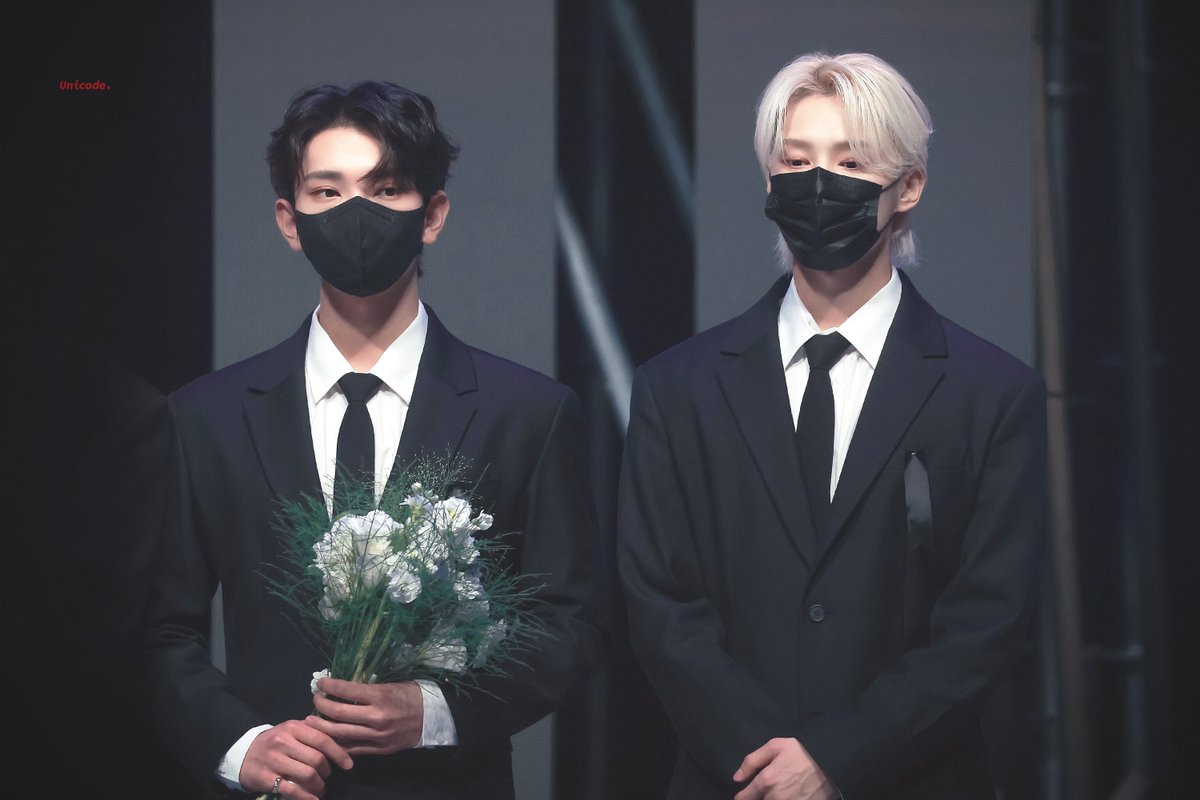 221102 이데일리 문화대상
💐(๑ ◠ ω ◠๑)  ( =ↀᆺↀ=)

#조슈아 #준 #JOSHUA #JUN 
#준휘 #문준휘 #文俊辉 
#세븐틴 #SEVENTEEN