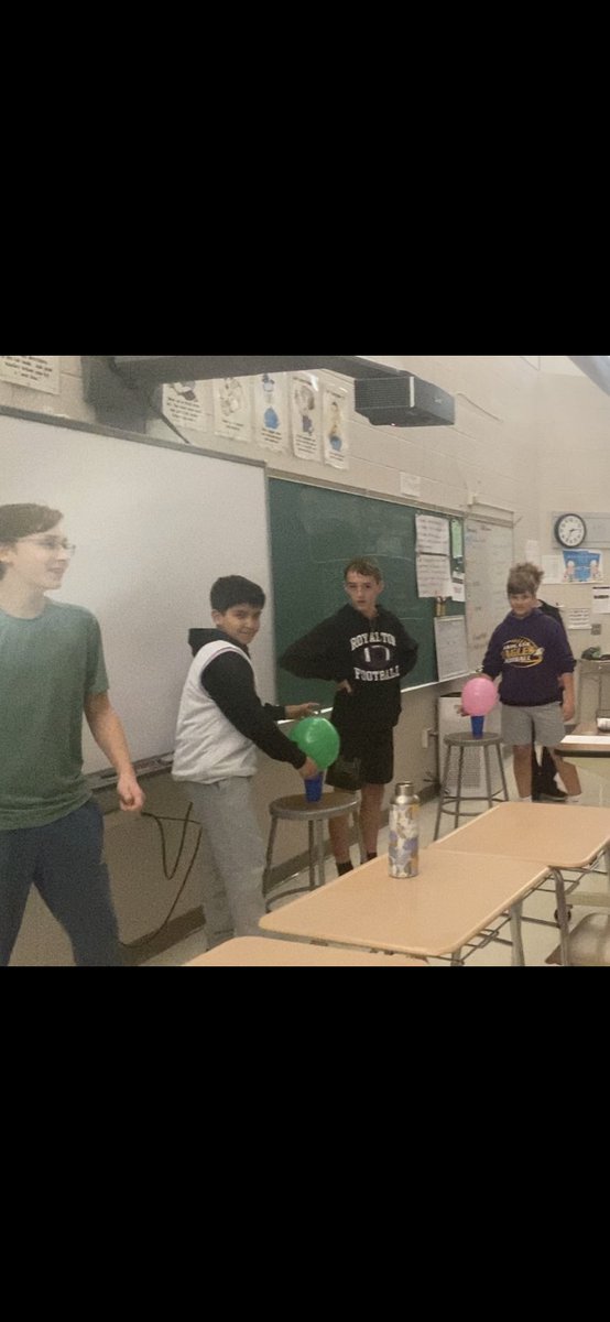 Mrs_Garman's tweet photo. Mrs. Sprunger designed a fabulous Bears Den activity - we practiced building resilience and teamwork.  We interrupted our doubting critic and replaced the words with encouragement. #NRInspireGreat #balloonsonspoons https://t.co/e5kDa0nQyx