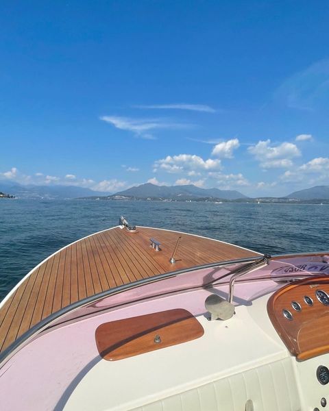 Miadavis_77's tweet photo. 𝓢𝓪𝓷𝓭𝔂 𝓽𝓸𝓮𝓼, 𝓢𝓾𝓷𝓴𝓲𝓼𝓼𝓮𝓭 𝓷𝓸𝓼𝓮
𝓖𝓸𝓸𝓭 𝓽𝓲𝓶𝓮𝓼 𝓪𝓷𝓭 𝓽𝓪𝓷 𝓵𝓲𝓷𝓮𝓼😜❤❤😍

#MiamiBeach #beachvibes #follobackforfolloback #LikeForLikes #boat #skynews #Instagram #TwitterLayoffs #Twitter #Facebook #DREAM https://t.co/JqFO0ywMyB